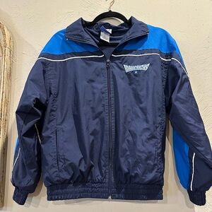 Youth large (14/16) Dallas Mavericks zip up wind breaker jacket NBA
T1